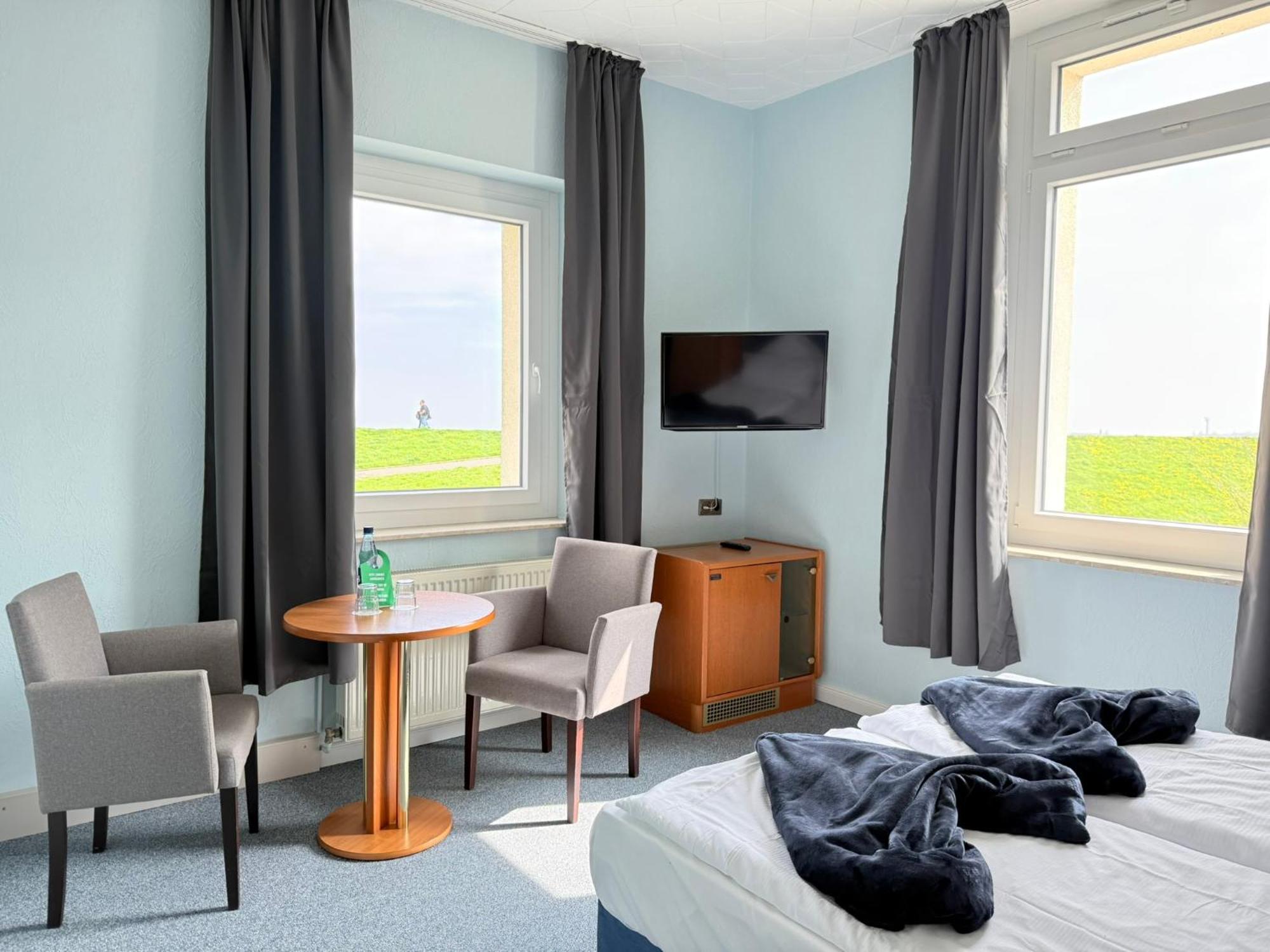 Seehotel Neue Liebe Cuxhaven Exterior photo